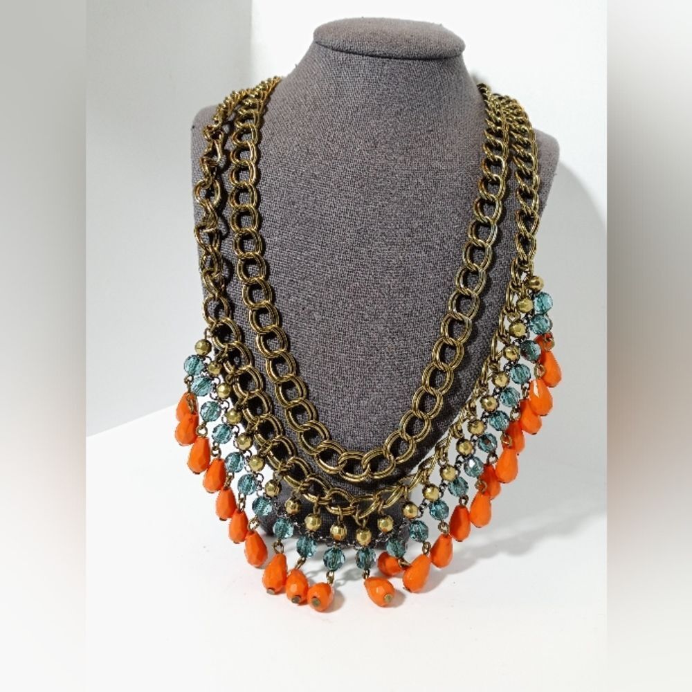 Nwt bib necklace